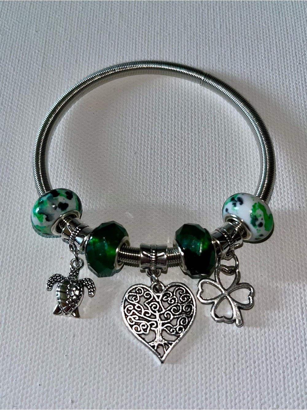 Silver Snake Chain Bracelet w/Green Glass Beads, Turtle, Clover & Heart Charm